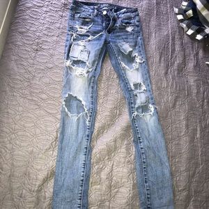 AMERICAN EAGLE OUTFITTERS JEANS